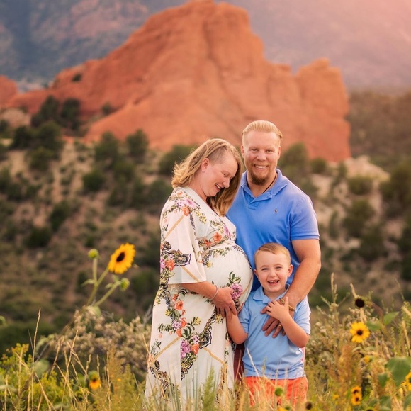 Wife & Husband Team - Posh Ambassador II - Picture 5 of 9